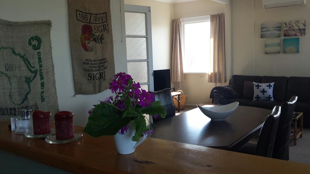 Coastal Accommodation Oamaru Buitenkant foto